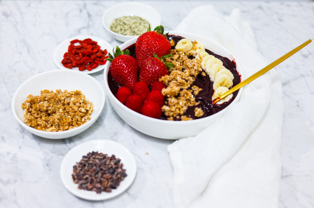 In this photo, you can see an açai bowl