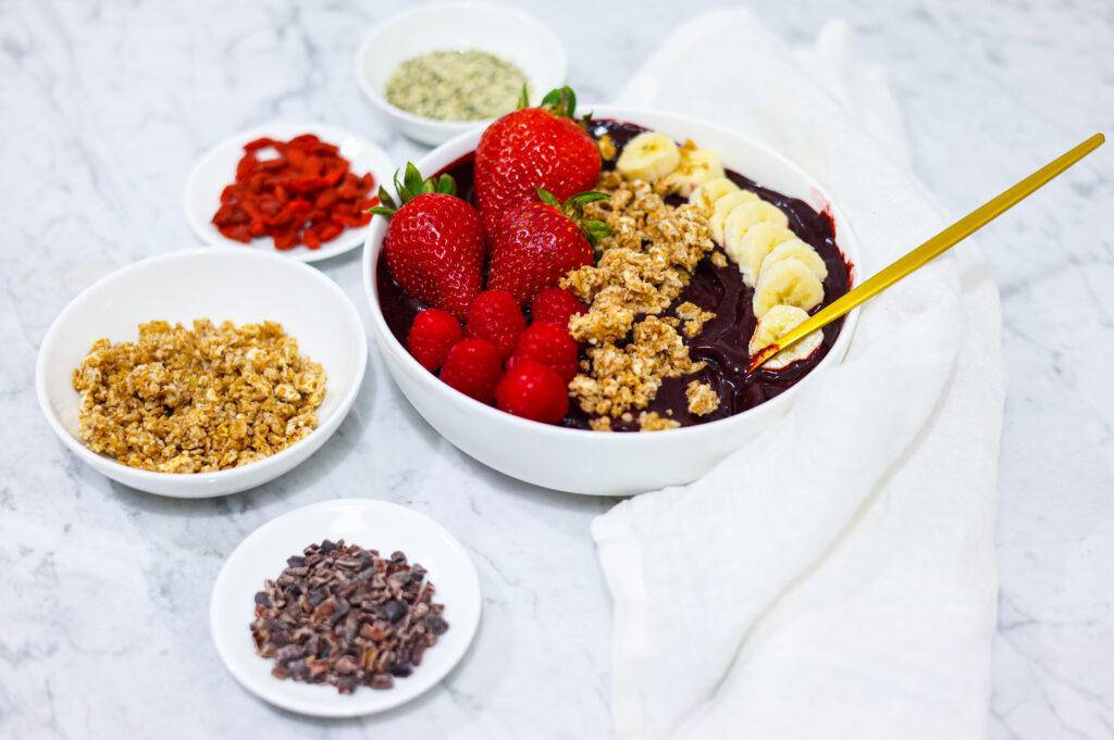 In this photo, you can see an açai bowl