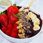 In this photo, you can see an açai bowl