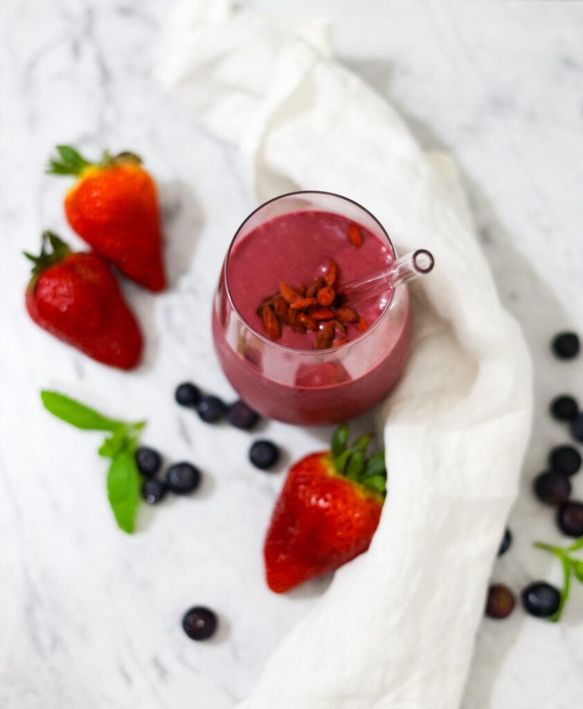 Strawberry Blueberry Banana Smoothie