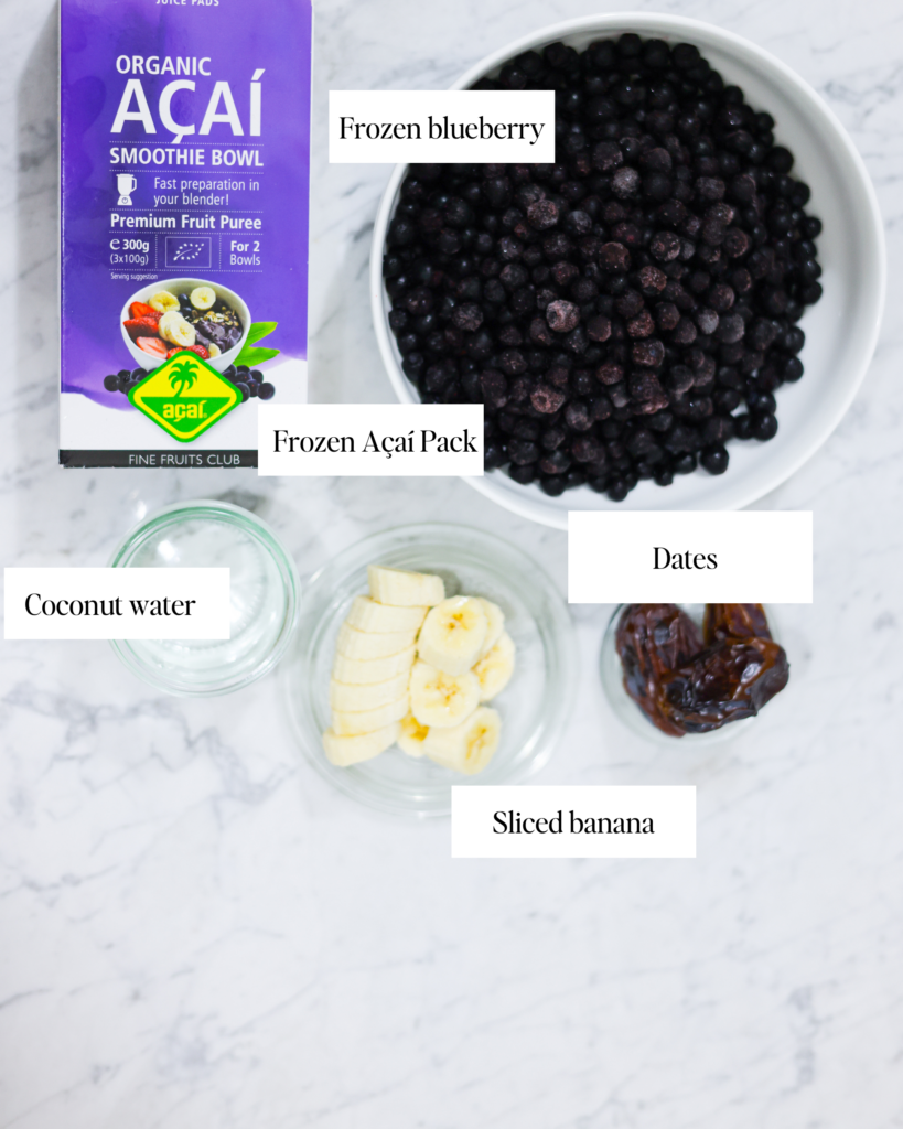 In this photo, you can see the ingredients for an açai bowl