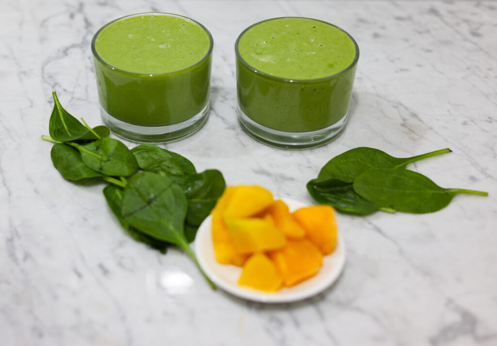 Mango Spinach Smoothie