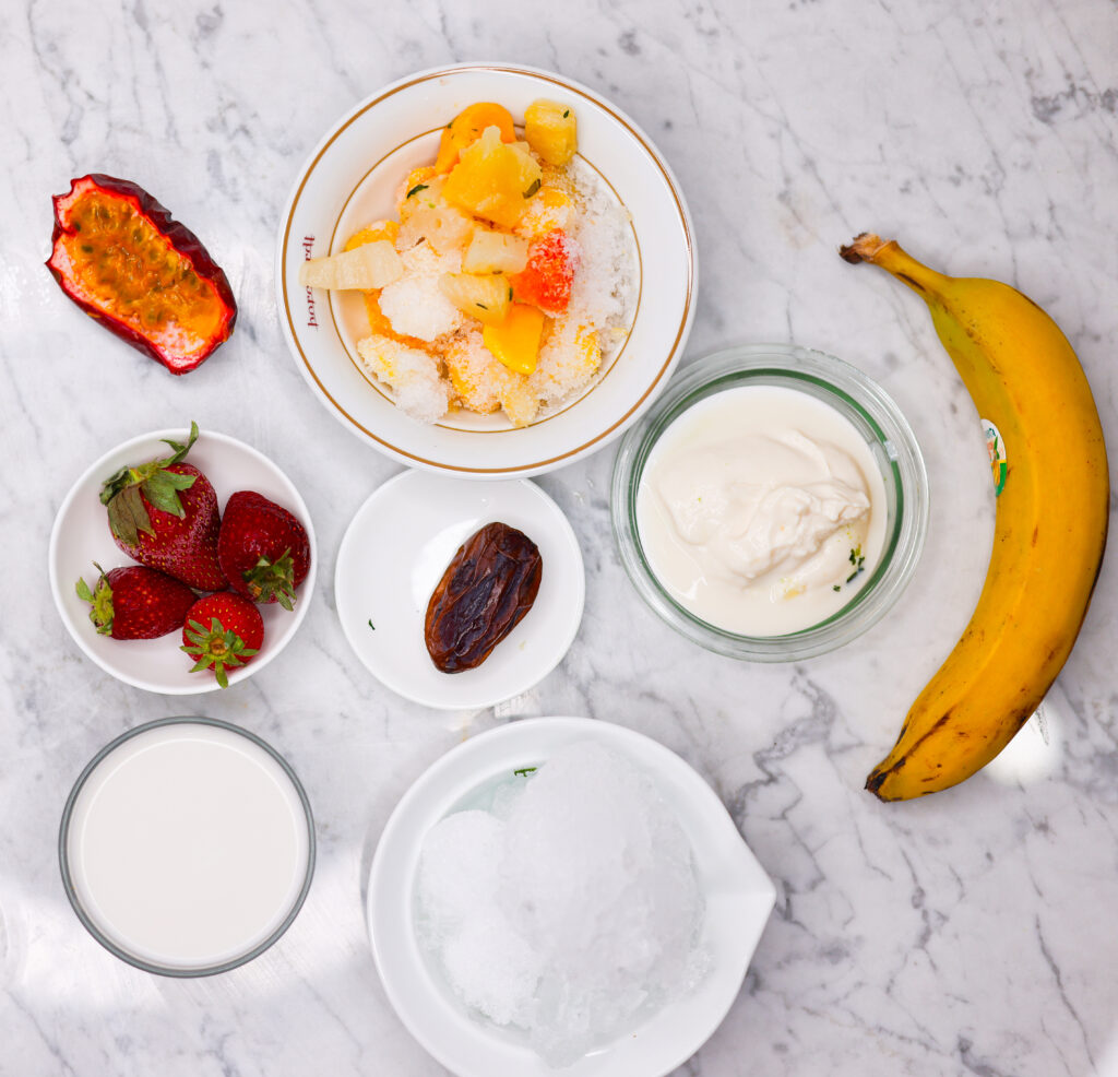 Mango Strawberry Banana Smoothie