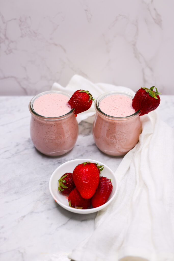 Mango Strawberry Banana Smoothie